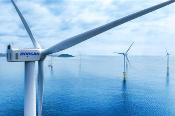 斗山的浮式风力涡轮机在济州岛外(Courtesy of Doosan Enerbility)